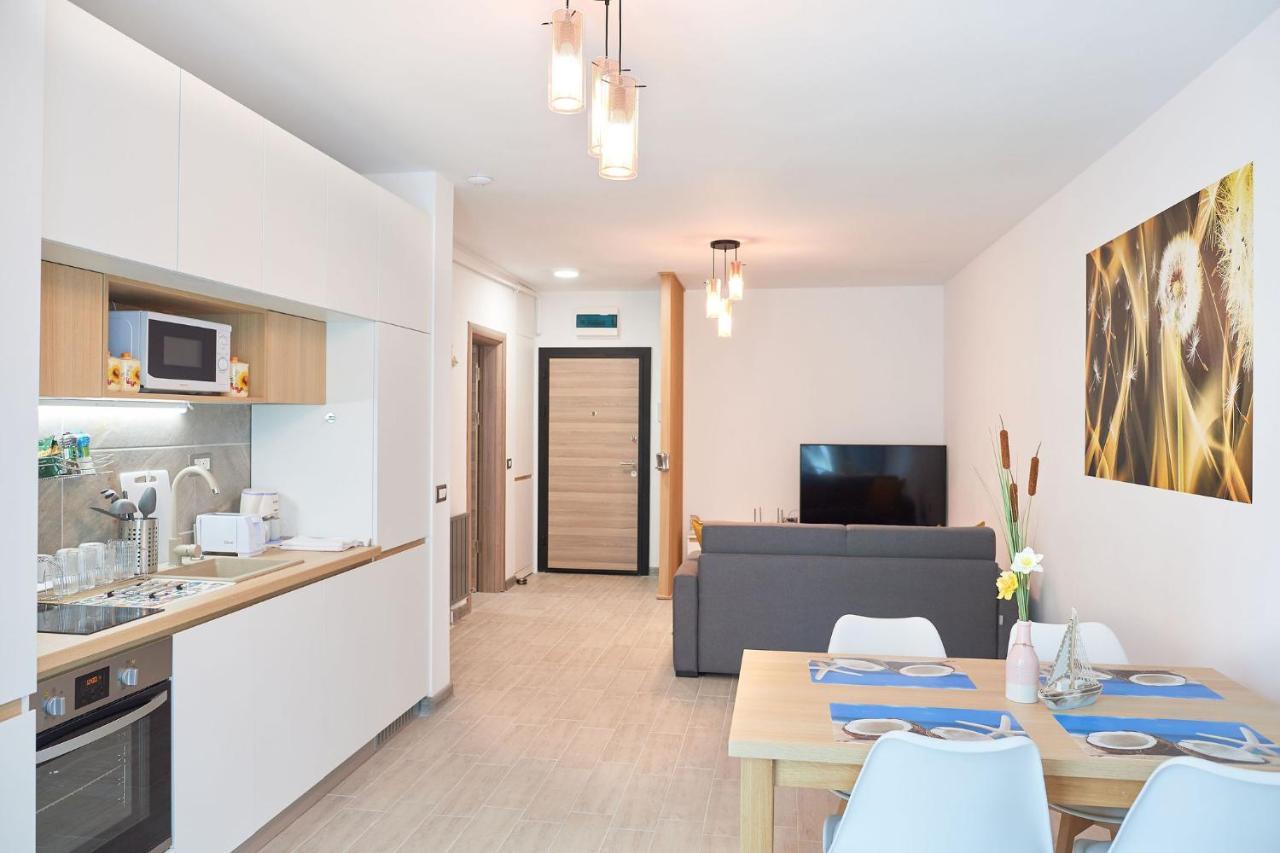 Opal Luxury Apartment 92 Spa N Pool Beach Resort Năvodari Buitenkant foto