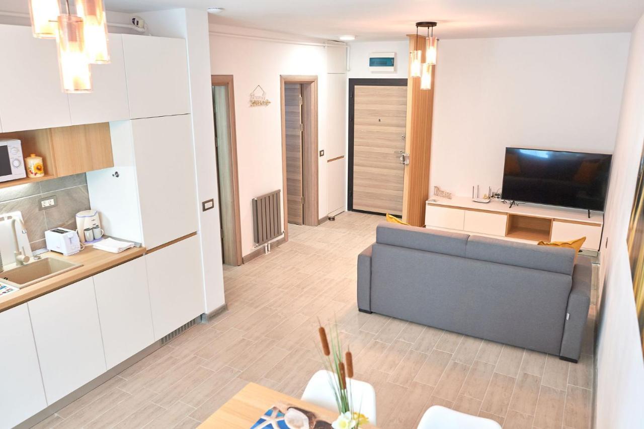Opal Luxury Apartment 92 Spa N Pool Beach Resort Năvodari Buitenkant foto
